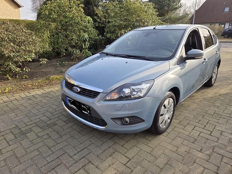 Gebraucht Ford Focus Titanium 116 PS (85 kW) 2008 Blau Limousine