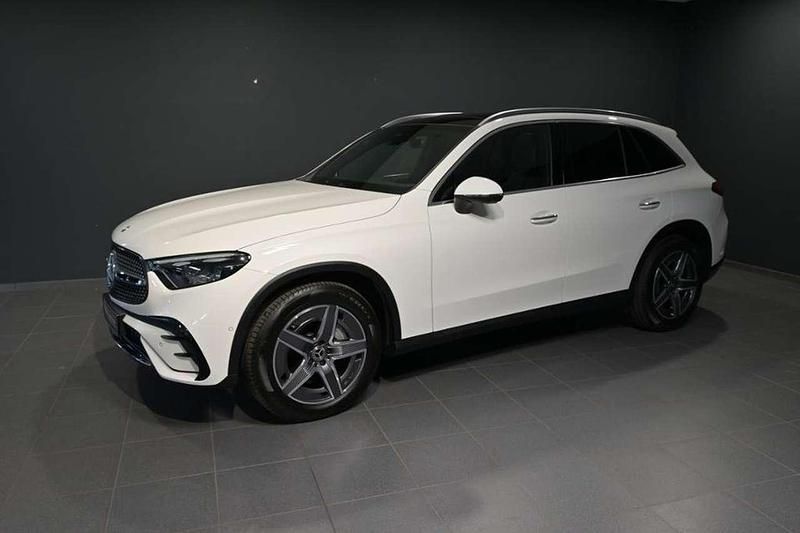 Unilack polarweiß Gebraucht 2023 Mercedes GLC220 Premium SUV | 55.700 € (Guter Preis) - Bild 1/4
