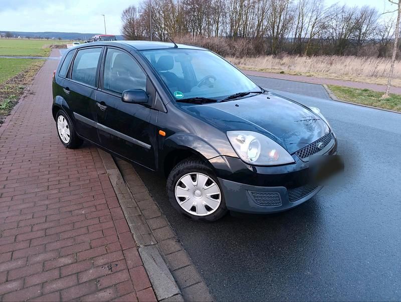Gebraucht Ford Fiesta 80 PS (58 kW) 2005 Schwarz Kleinwagen