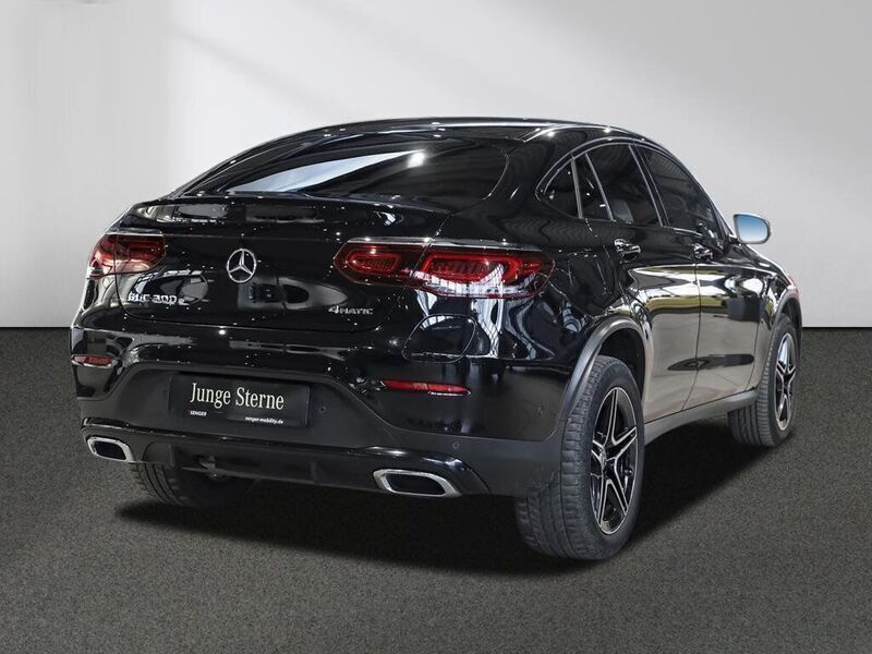 Gebraucht Mercedes GLC300e AMG 211 PS (155 kW) 2020 Schwarz Coupé