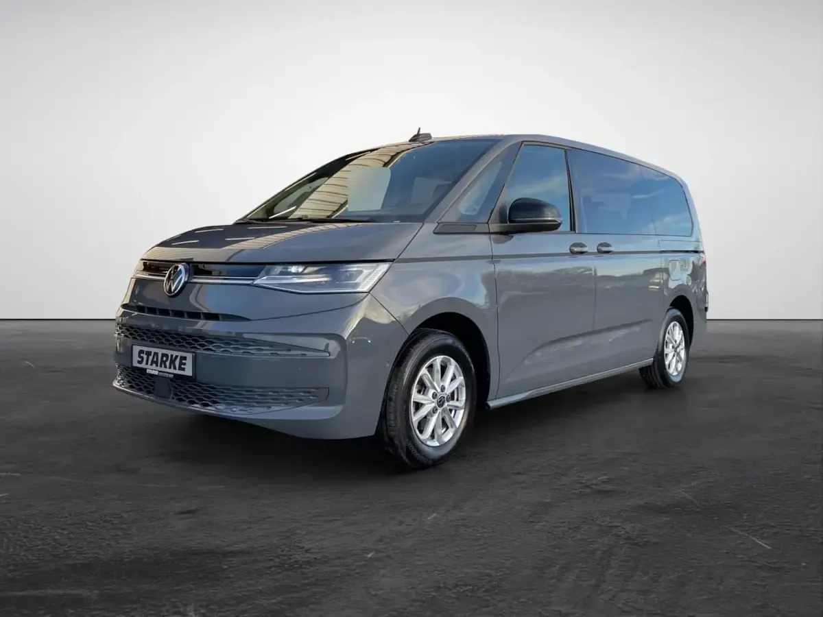 Gebraucht VW Multivan Life 150 PS (110 kW) 2025 Grau (pure grey) Van / Kleinbus