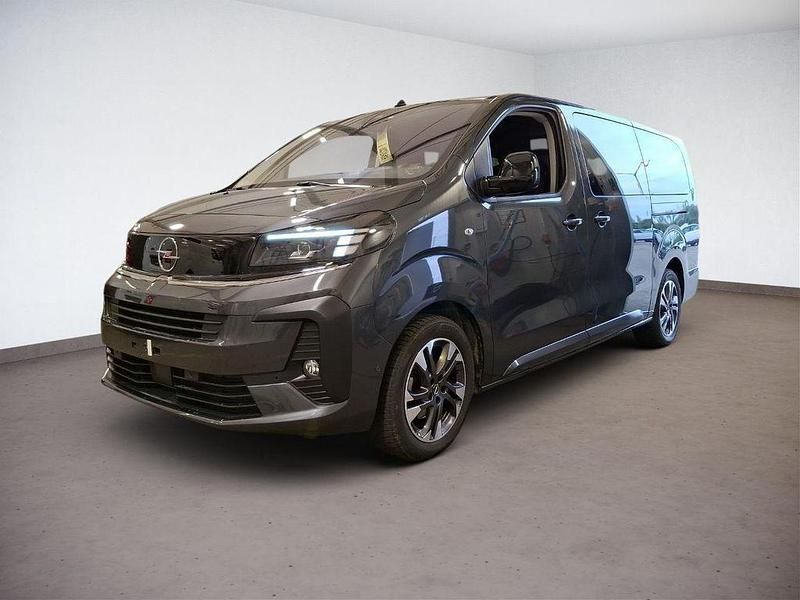 Lackierung titangrau/typ ausse Gebraucht 2024 Opel Zafira Life Van | 32.980 € (Superpreis) - Bild 1/4