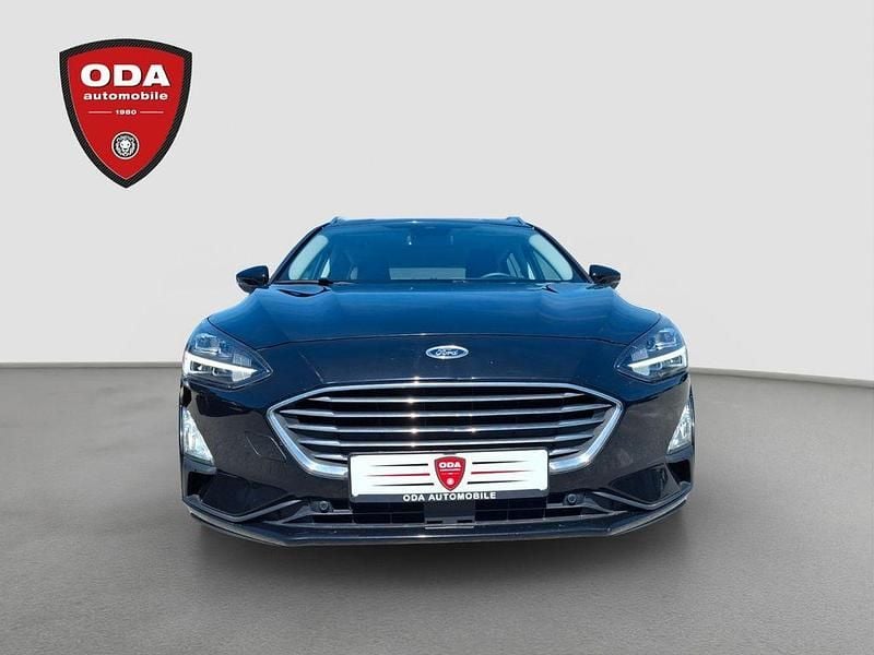 Używany Ford Focus Titanium 120 KM (88 kW) 2020 Czarny Sedan/Limuzyna