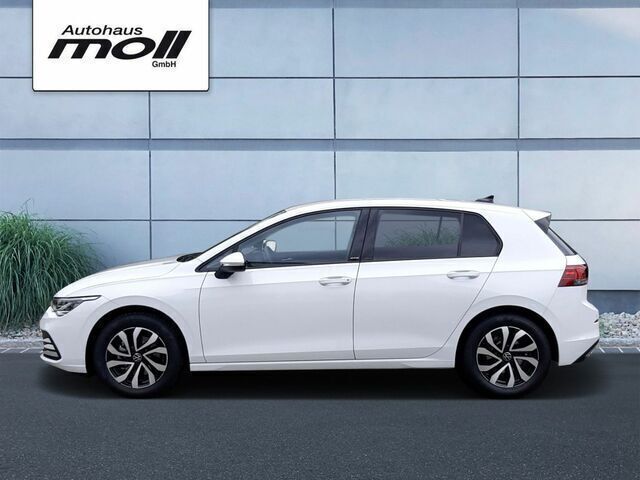 Gebraucht VW Golf VIII Active 110 PS (80 kW) 2022 Weiß
