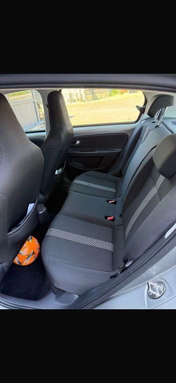 Gebraucht VW up! 68 PS (50 kW) 2017 Silber Kleinwagen