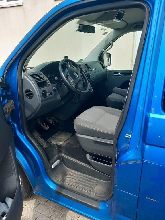 Gebraucht VW Multivan 131 PS (96 kW) 2008 Blau Van