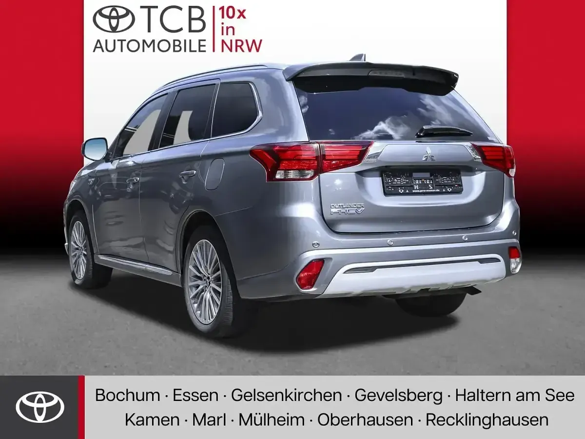 Gebraucht Mitsubishi Outlander P-HEV Top 135 PS (99 kW) 2021 Grau SUV
