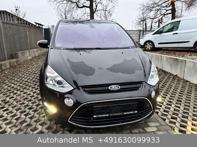 Gebraucht Ford S-MAX Titanium 160 PS (117 kW) 2012 Schwarz Van / Kleinbus