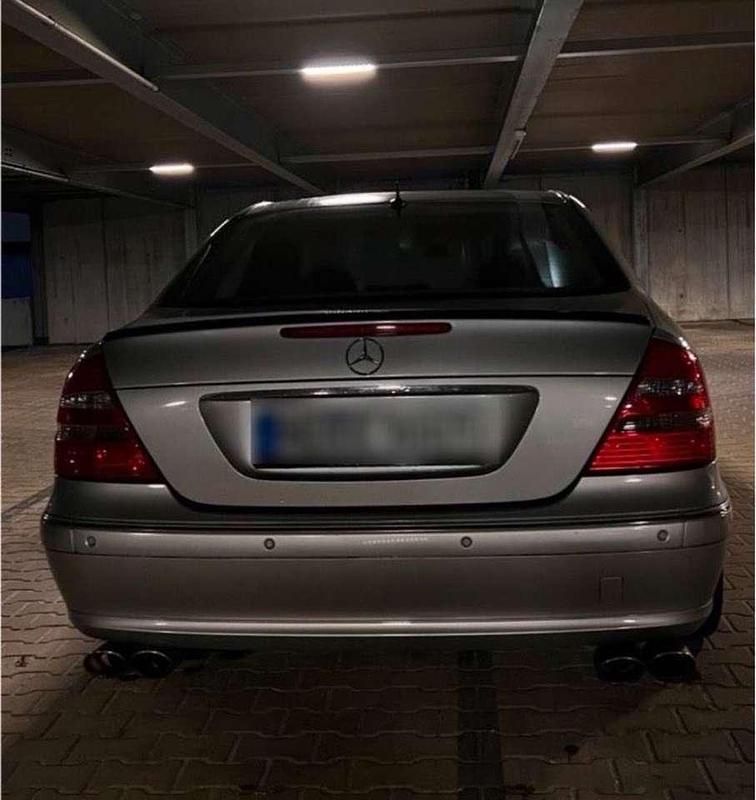 Gebraucht Mercedes E500 Avantgarde 306 PS (225 kW) 2002 Limousine