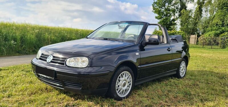 Schwarz Gebraucht 1999 VW Golf Cabriolet Highline Cabrio | 6.750 € (Teuer) - Bild 1/4