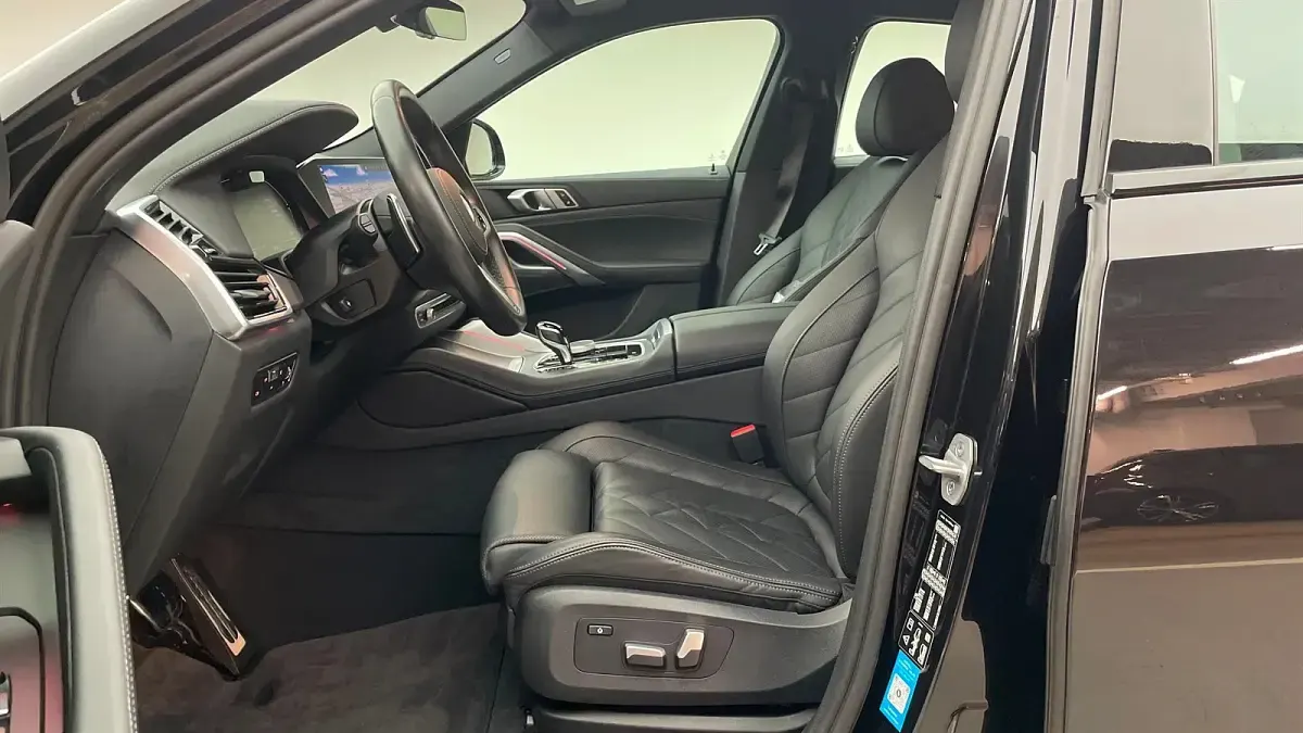 Gebraucht BMW X6 Efficient Dynamics 286 PS (210 kW) 2023 Saphirschwarz metallic SUV