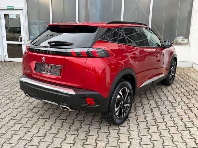 Gebraucht Peugeot 2008 Allure 131 PS (96 kW) 2021 Rot SUV