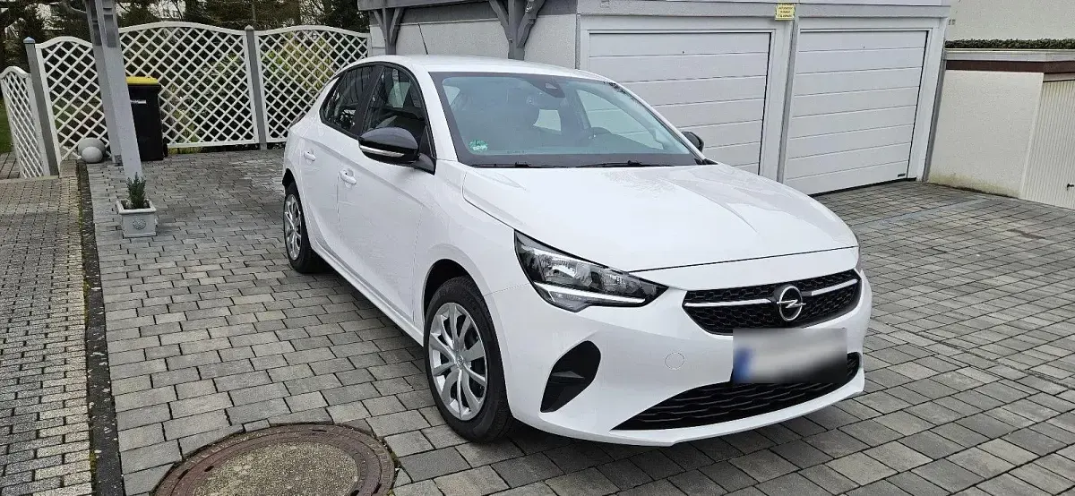 Gebraucht Opel Corsa-e Edition 100 kW (136 PS) 2024 Weiß Kleinwagen