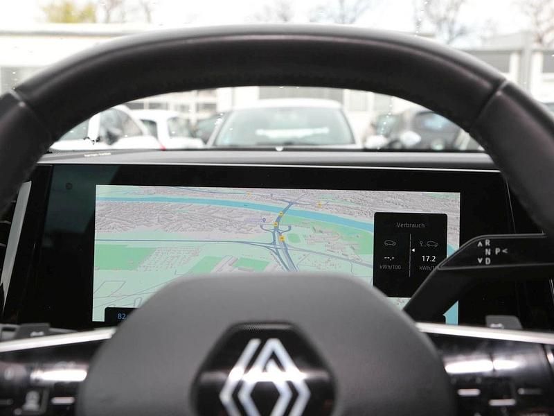 Gebraucht Renault Megane E-Tech Iconic 160 kW (218 PS) 2022 Dolomitgrau, dach blackpearl schwarz Limousine