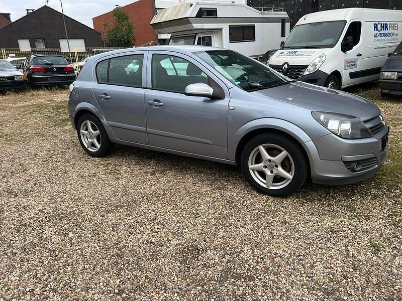 Gebraucht Opel Astra Edition 90 PS (66 kW) 2005 Limousine