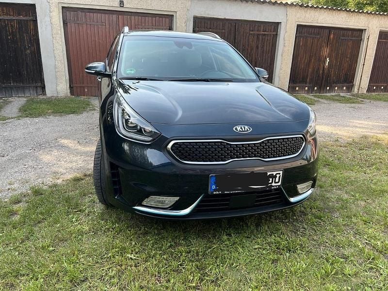 Blau Gebraucht 2019 Kia Niro Vision SUV | 15.900 € (Guter Preis) - Bild 1/4