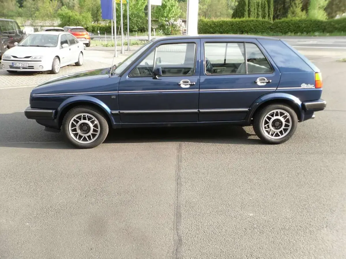 Gebraucht VW Golf II 90 PS (66 kW) 1987 Blau Kleinwagen