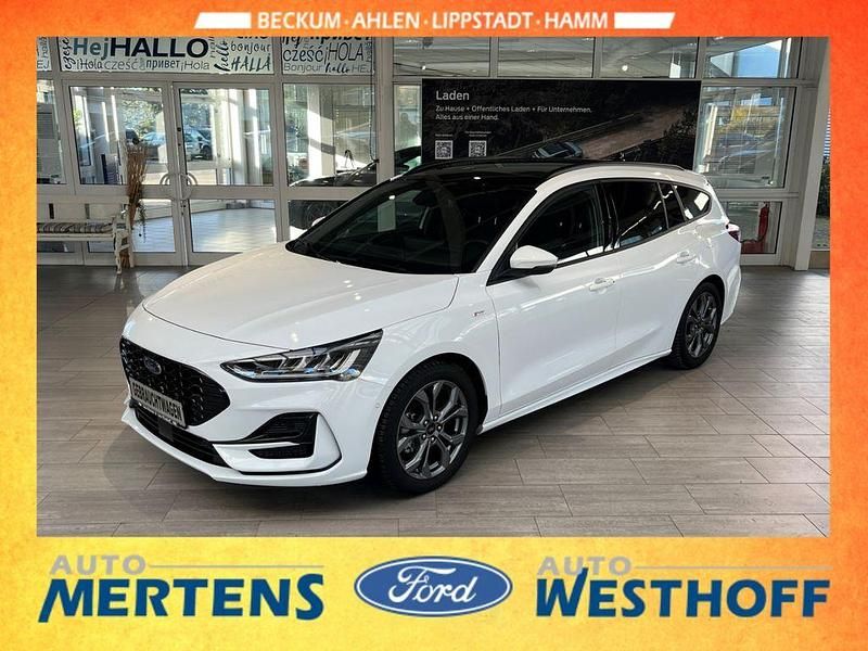 Weiß Gebraucht 2025 Ford Focus ST-Line X Limousine | 27.850 € (Fairer Preis) - Bild 1/4
