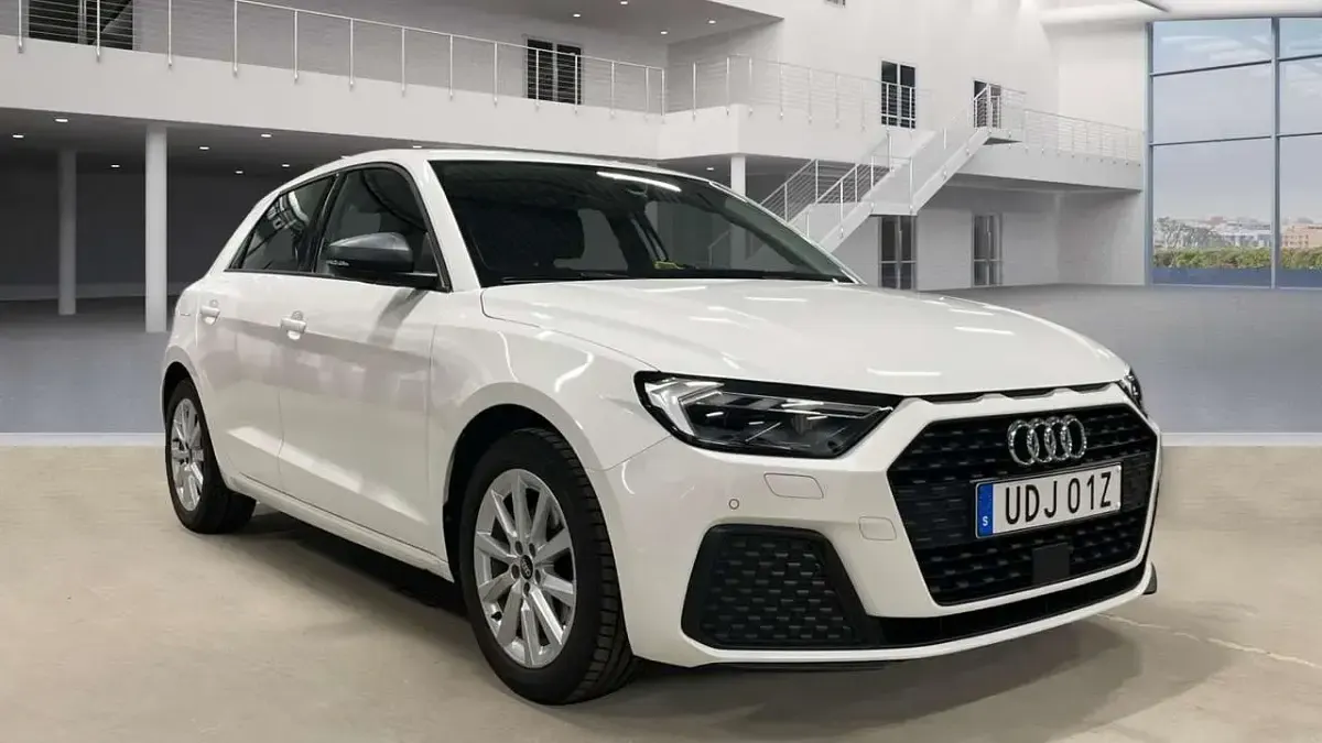 Gebraucht Audi A1 110 PS (80 kW) 2023 Cortinaweiß SUV