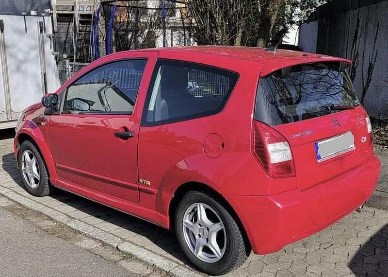 Gebraucht Citroën C2 VTR Sport 73 PS (53 kW) 2008 Rot Kleinwagen