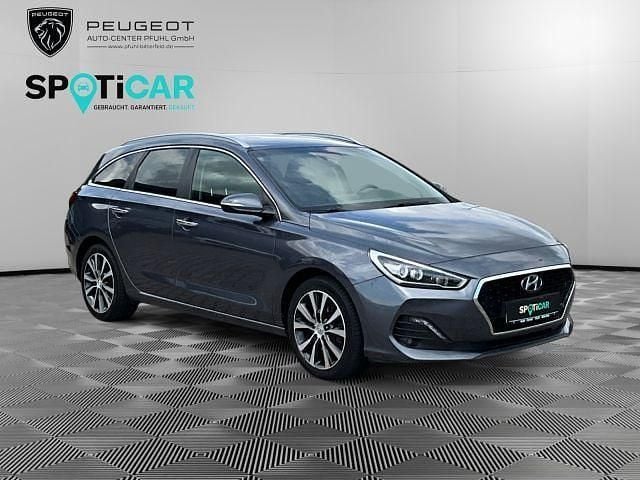 Gebraucht Hyundai i30 Style 140 PS (102 kW) 2019 Grau Kombi