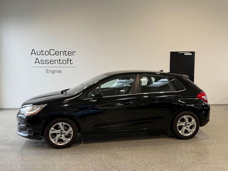 Schwarz Gebraucht 2014 Citroën C4 SELECTION Limousine | 2.500 € (Teuer) - Bild 1/3