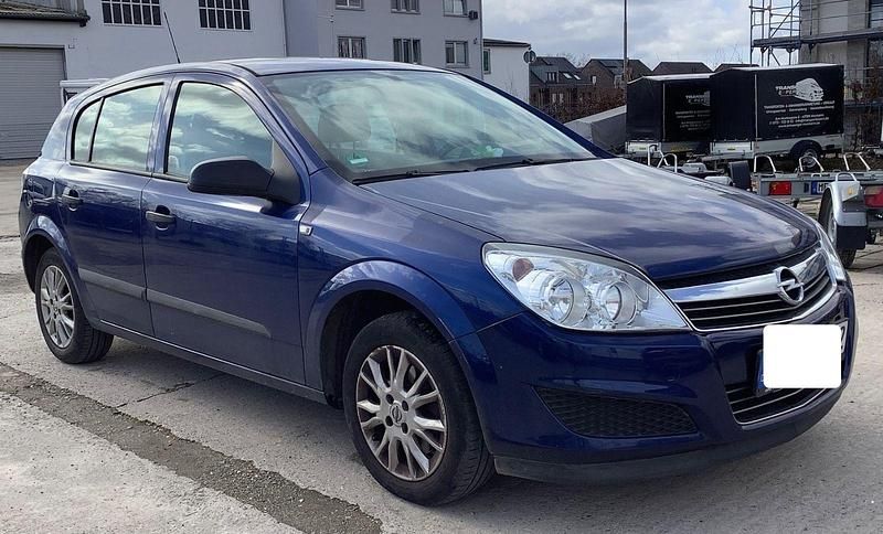 Gebraucht Opel Astra Selection 90 PS (66 kW) 2009 Blau Kleinwagen