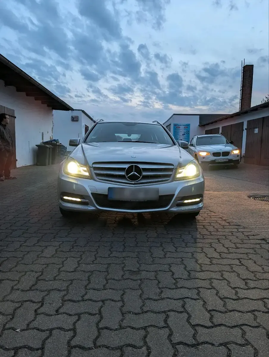 Gebraucht Mercedes C220 170 PS (125 kW) 2013 Silber Kombi