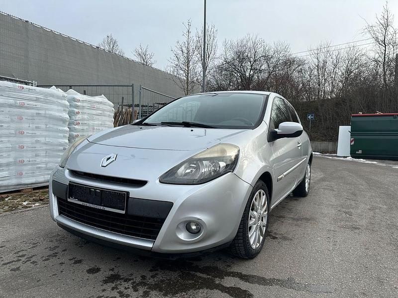 Grau Gebraucht 2011 Renault Clio II Limousine | 2.950 € (Fairer Preis) - Bild 1/4