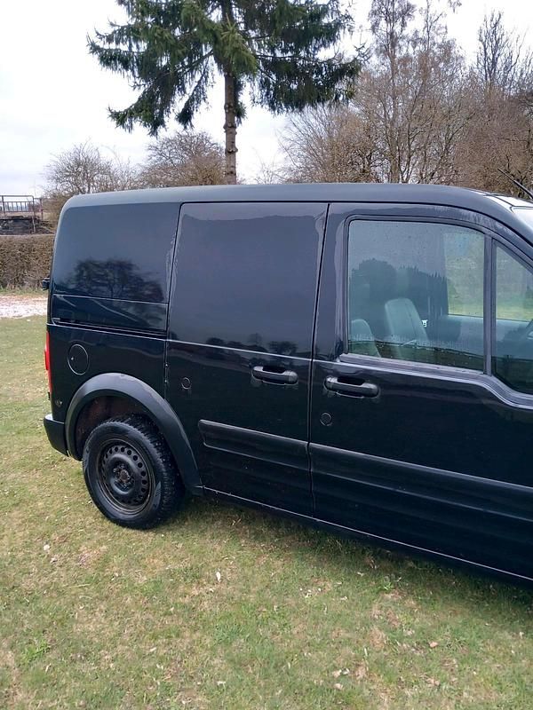 Gebraucht Ford Transit Connect 90 PS (66 kW) 2010 Schwarz Van / Kleinbus