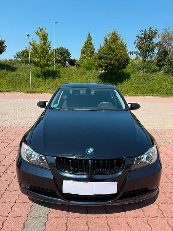 Gebraucht BMW 318 M Sport 143 PS (105 kW) 2008 Schwarz Limousine