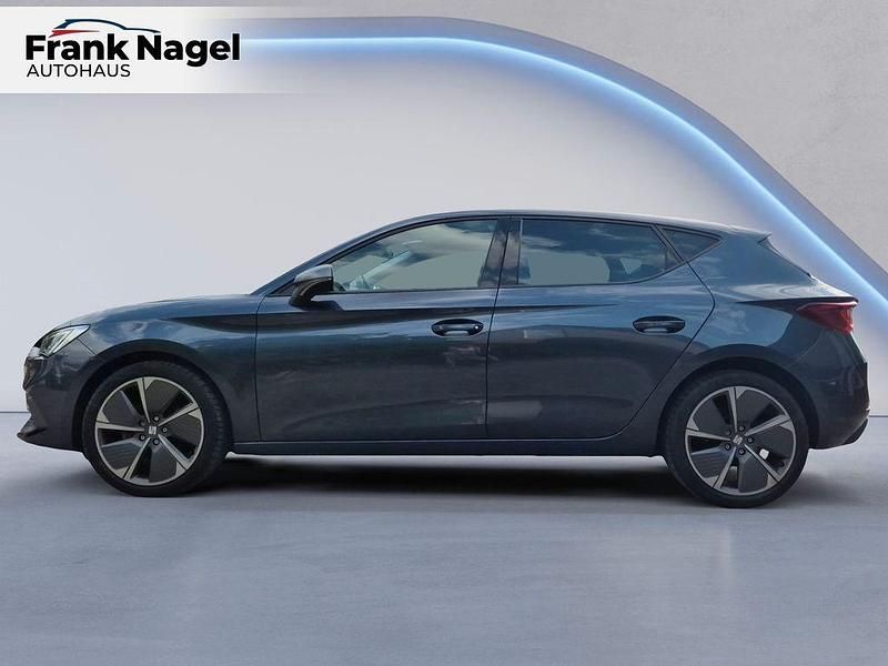 Gebraucht Seat Leon FR 131 PS (96 kW) 2021 Magnetic tech grey Limousine