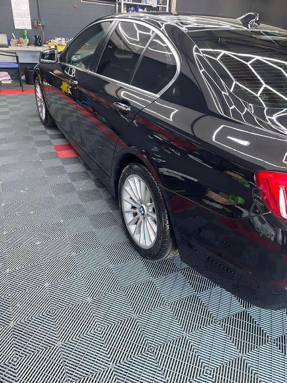 Gebraucht BMW 525 218 PS (160 kW) 2012 Schwarz Limousine