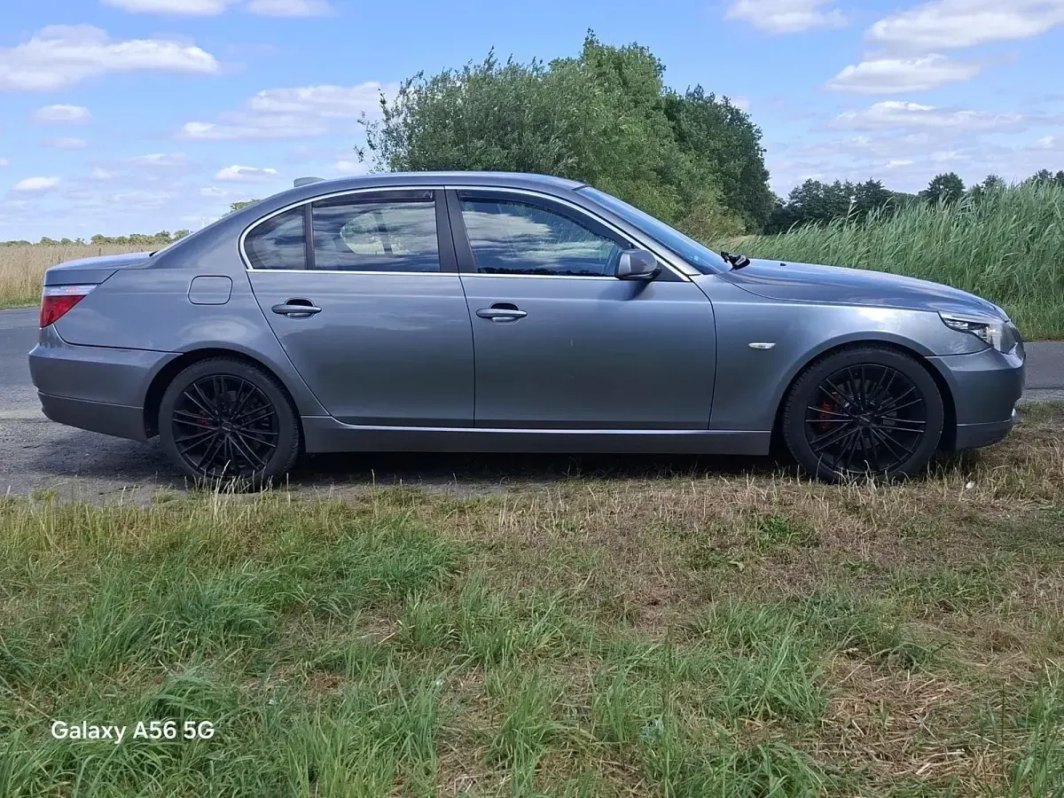 Gebraucht BMW 525 197 PS (144 kW) 2008 Andere farben Limousine
