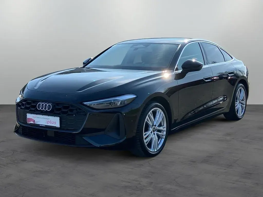Gebraucht Audi A5 204 PS (150 kW) 2025 Mythosschwarz metallic Limousine