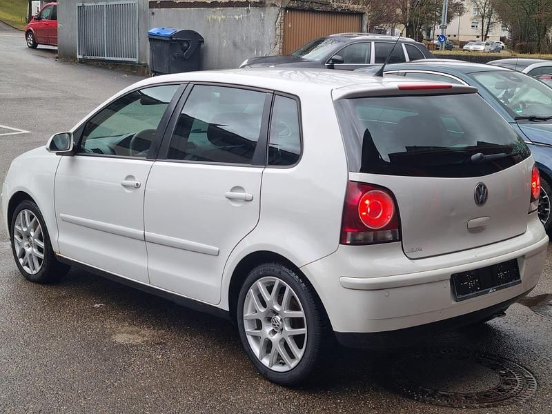 Gebraucht VW Polo Edition 69 PS (50 kW) 2007 Weiß Kleinwagen