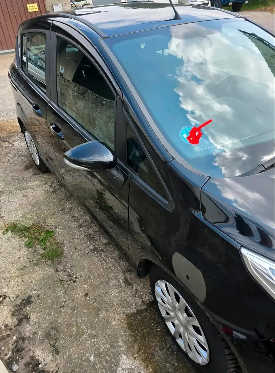 Gebraucht Ford B-MAX 101 PS (74 kW) 2015 Schwarz Van / Kleinbus