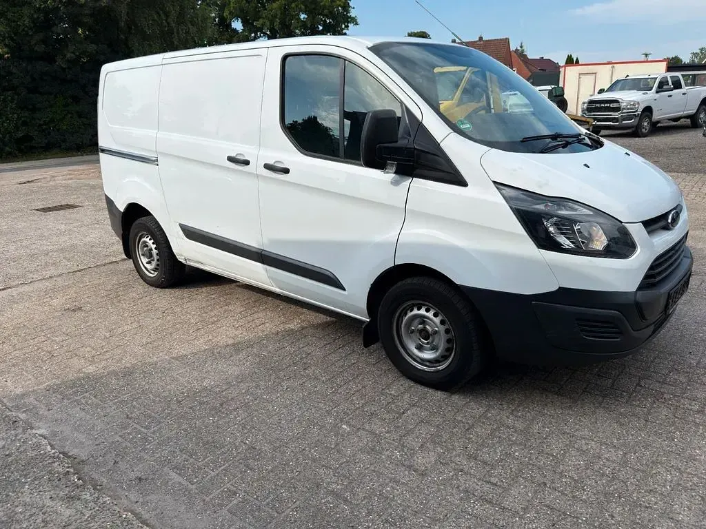 Gebraucht Ford Transit Custom 101 PS (74 kW) 2016 Weiß Van / Kleinbus