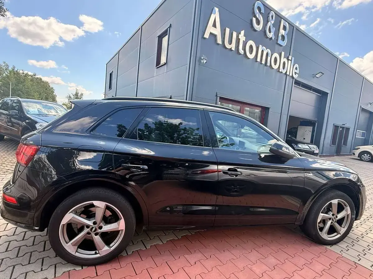 Gebraucht Audi Q5 Sport 190 PS (139 kW) 2019 Schwarz SUV