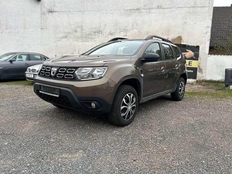Gebraucht Dacia Duster Comfort 131 PS (96 kW) 2019 Braun SUV