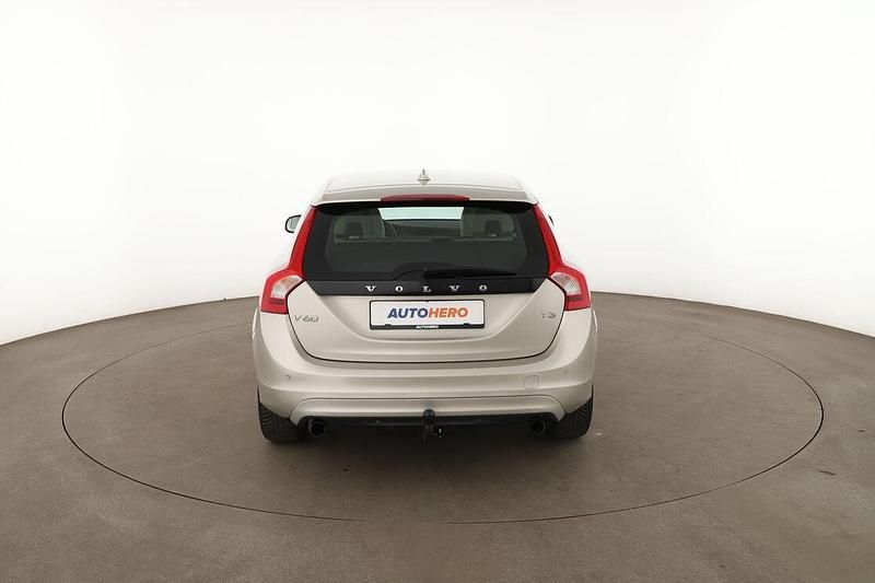 Gebraucht Volvo V60 Summum 2017 Braun Kombi