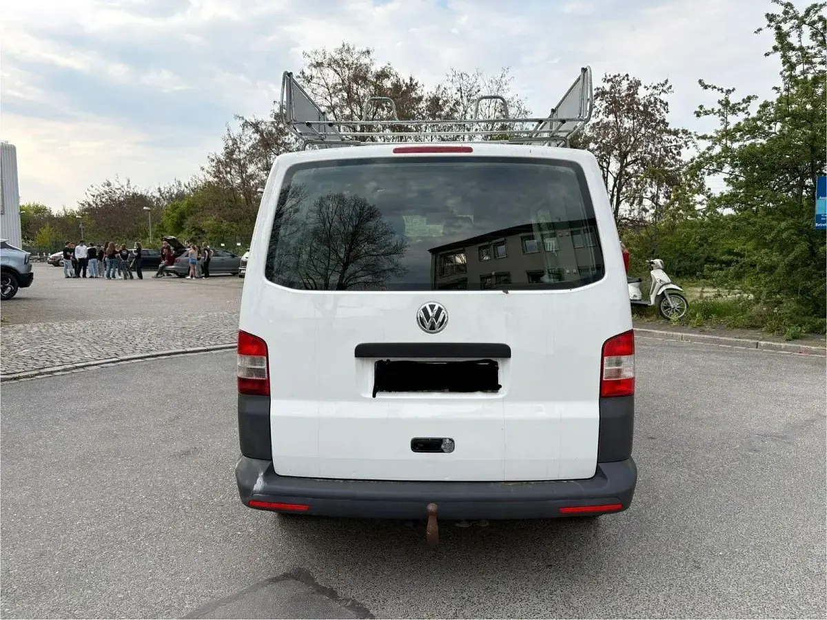 Second-hand VW Transporter 102 CP (75 kW) 2013 Alb Van