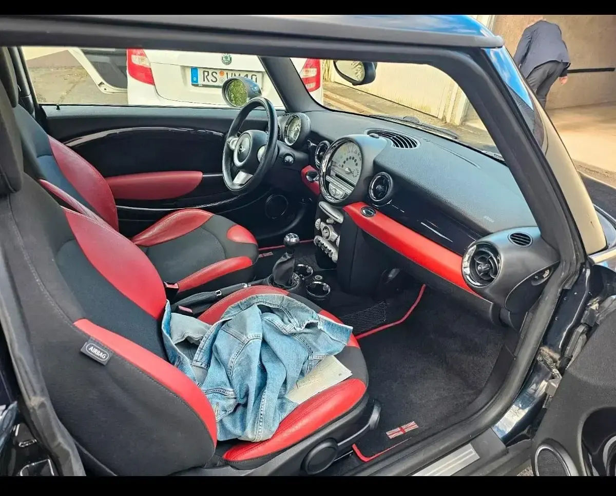 Brugt Mini ONE 95 HK (69 kW) 2008 Sort Hatchback