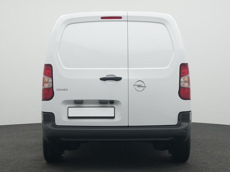 Neu Opel Combo 102 PS (75 kW) 2025 Kaolinweiß Kombi