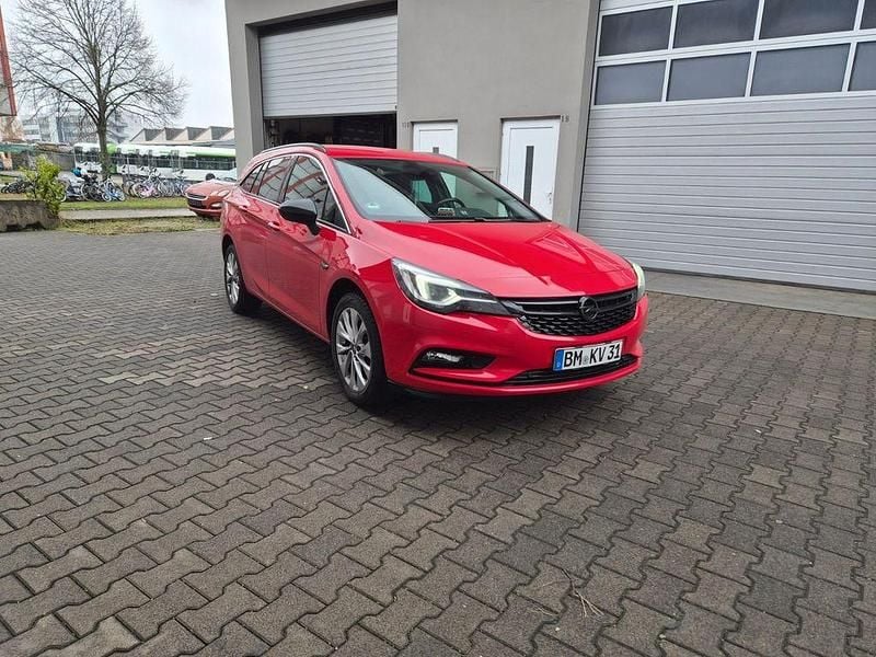 Gebraucht Opel Astra Innovation 110 PS (80 kW) 2019 Rot Kombi