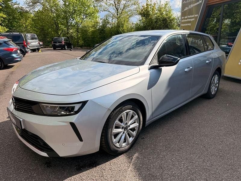 Gebraucht Opel Astra Edition 131 PS (96 kW) 2025 Silber Kombi