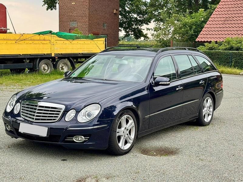 Blau Gebraucht 2008 Mercedes E280 Sport Kombi | 3.799 € (Guter Preis) - Bild 1/4