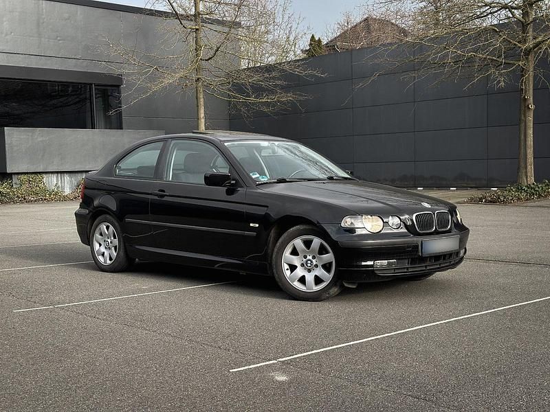 Gebraucht BMW 316 116 PS (85 kW) 2003 Schwarz Coupé