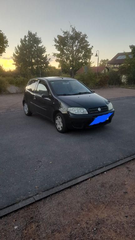 Schwarz Gebraucht 2001 Fiat Punto S Kleinwagen | 1.000 € (Fairer Preis) - Bild 1/4