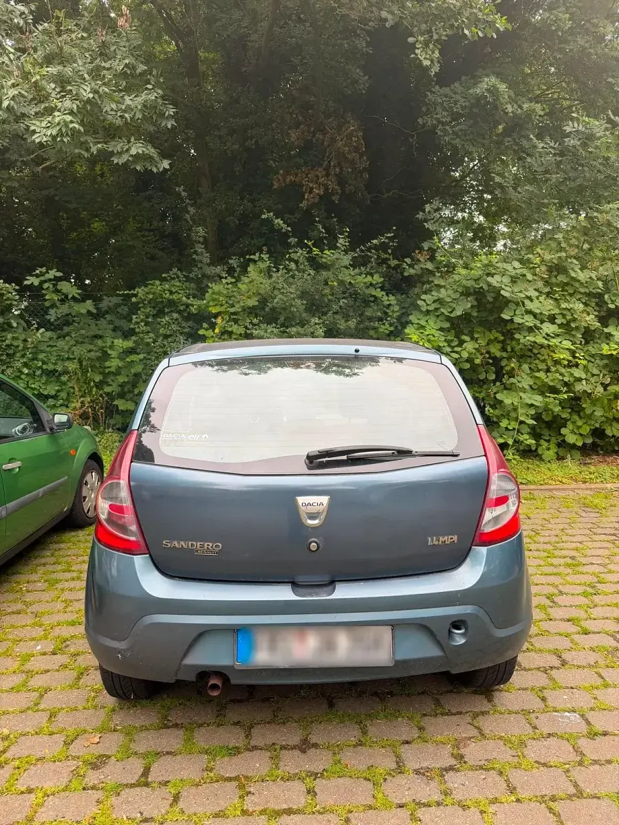 Gebraucht Dacia Sandero 75 PS (55 kW) 2008 Blau Kleinwagen
